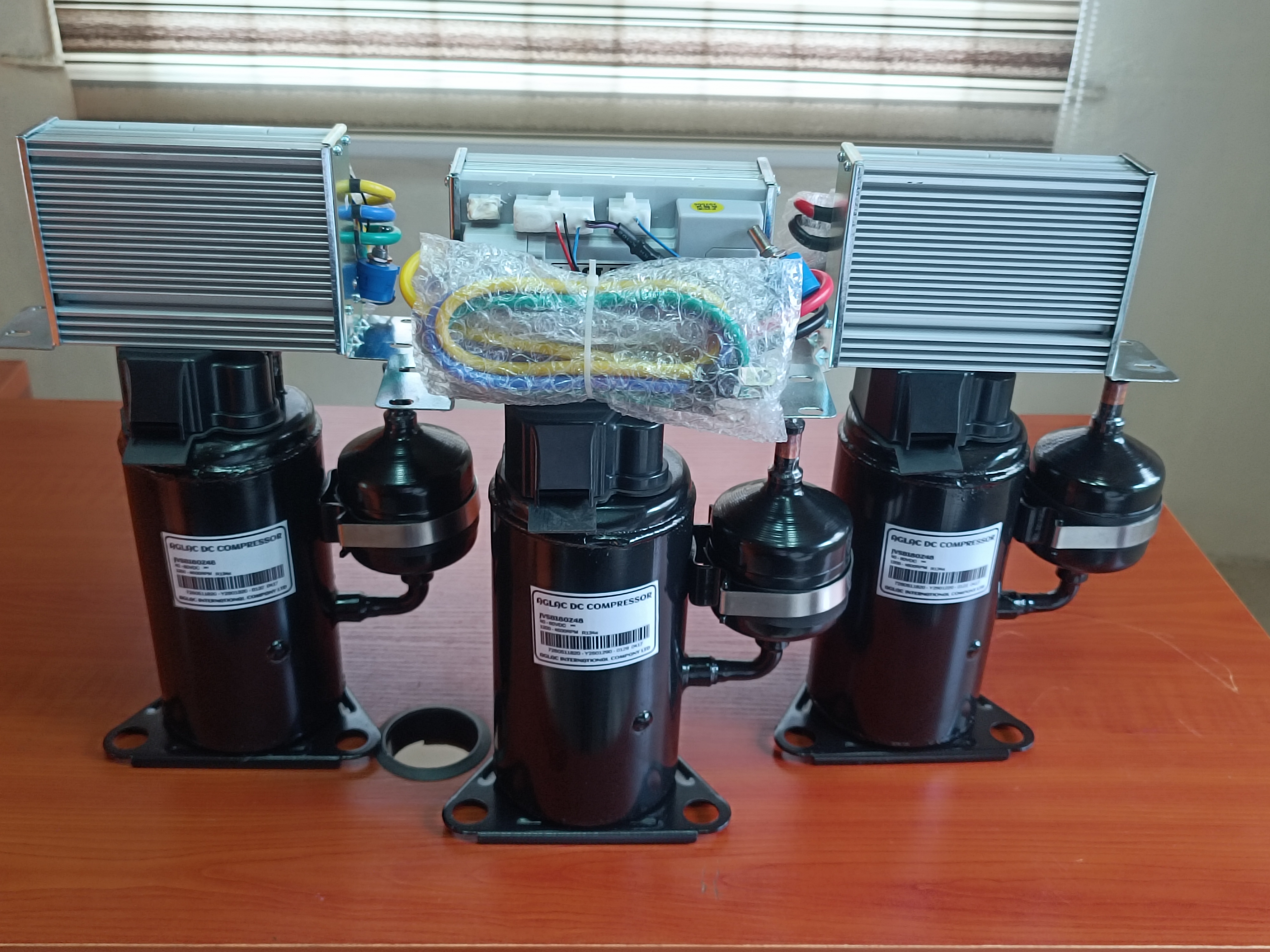 1.5HP 48VDC Solar Compressor For Ice Block Production - Image 3
